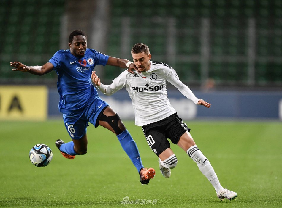 让他们在比 让他们在比